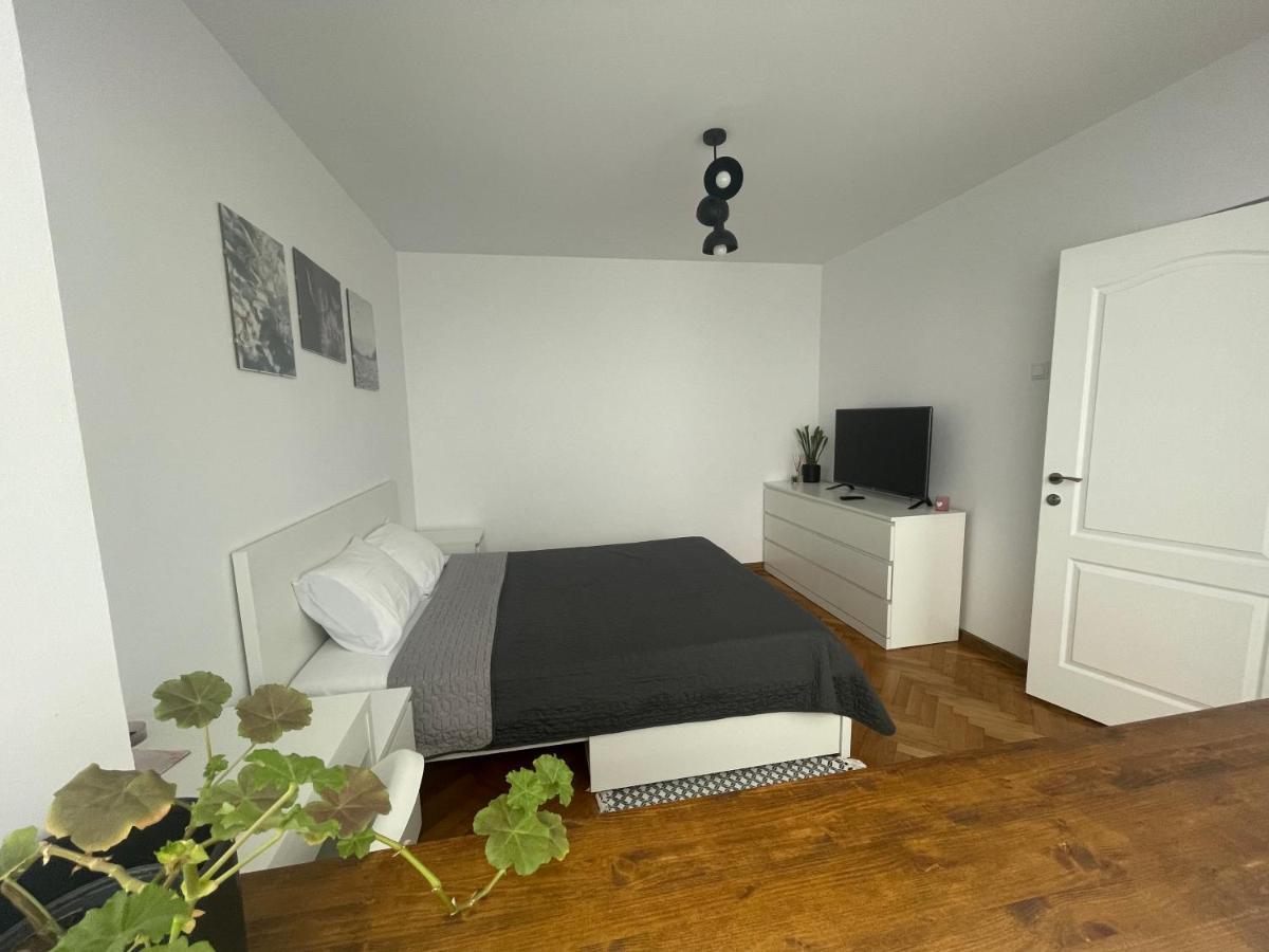 Apartament De Lux Semicentral Ιάσιο Εξωτερικό φωτογραφία